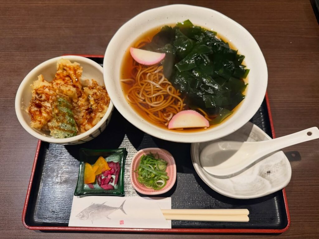生わかめ蕎麦　穴子丼　あなご丼　ランチ　うどん　そば　ぜん　徳山　居酒屋　個室　瓦そば